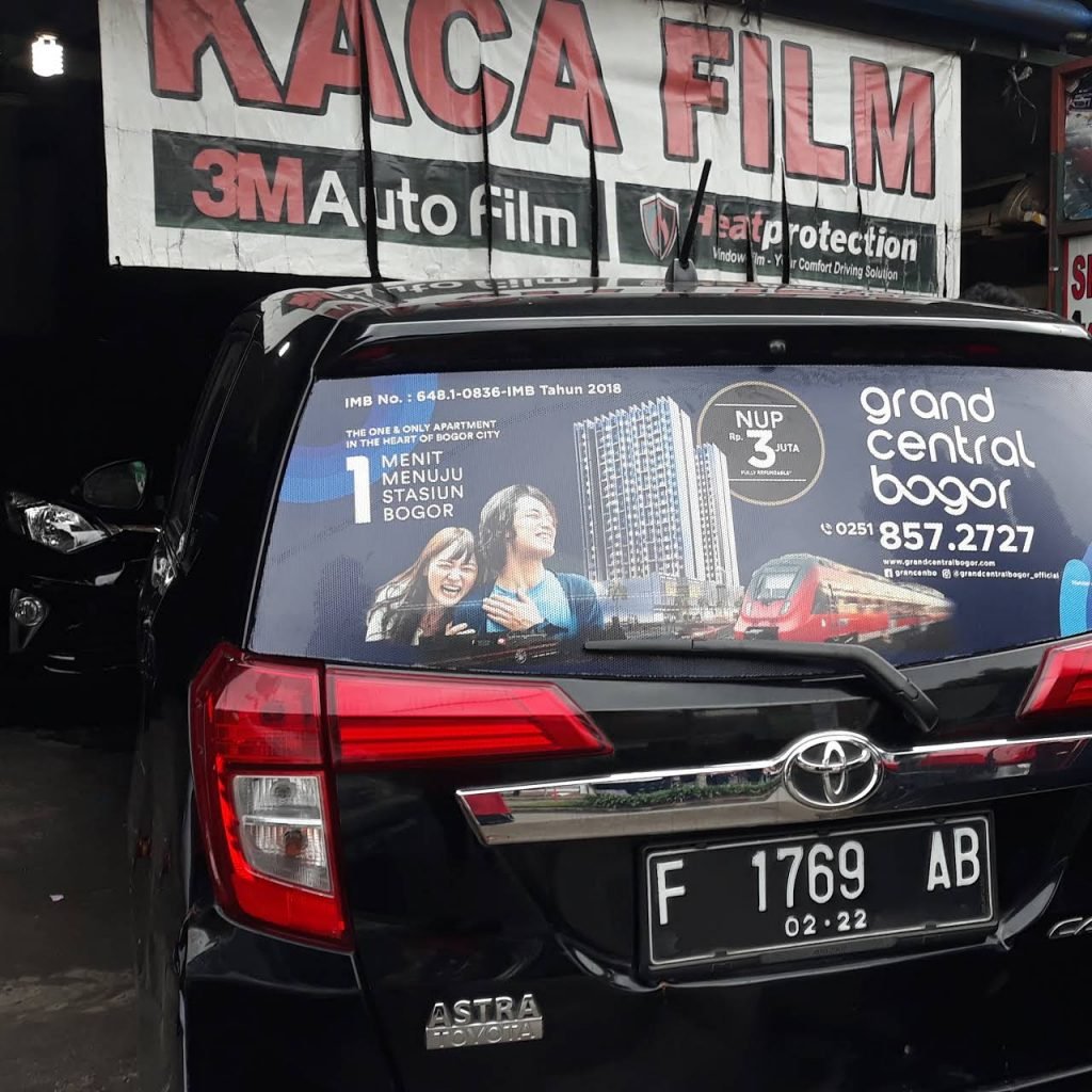 Pasang Kaca Film Mobil di Bogor belakang