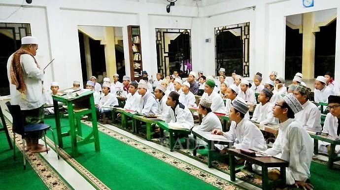 13 Pondok Pesantren Di Bogor ceramah