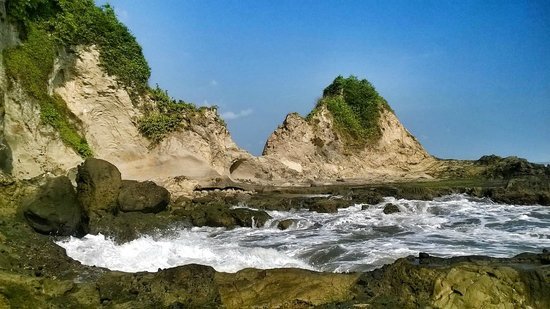 Sejarah Pantai Wisata Karang Nini