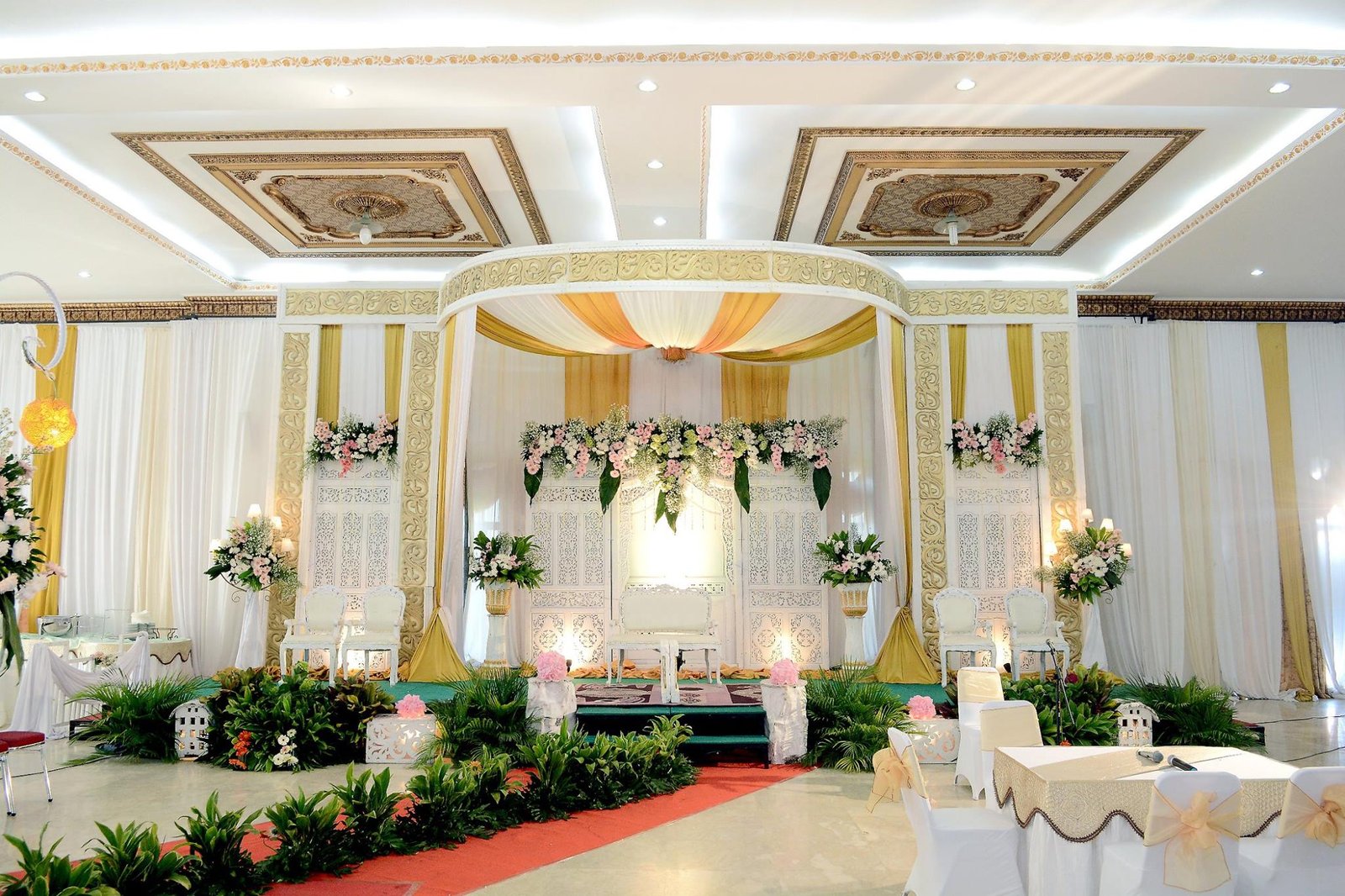 Sewa Gedung Penikahan di Bogor : Al Hambra Ballroom Sentul