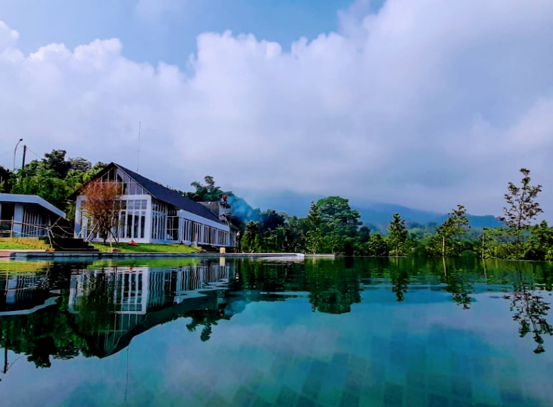 Harga Main Golf di Sentul : Sentul Highland Golf Club ...