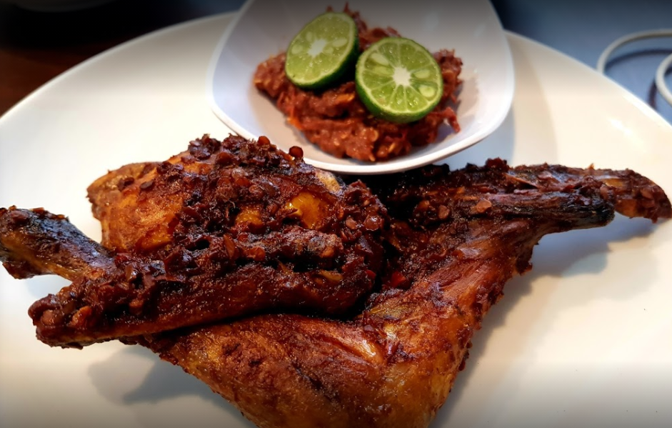 Kuliner Di Bogor Kota : Udah  nyobain Ayam Taliwang ?