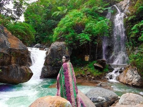 Curug Ciburial : Indahnya Air Terjun Dibalik Belantara Hutan
