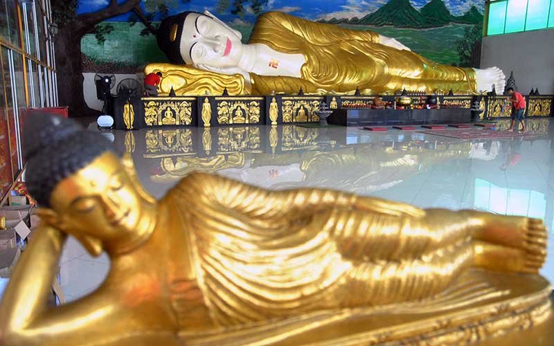 Patung Buddha Tidur Terbesar, Ada di Bogor Loh!