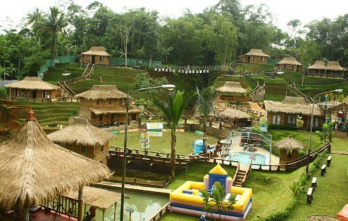 Telaga Malimping : Wisata Alami Di Bogor